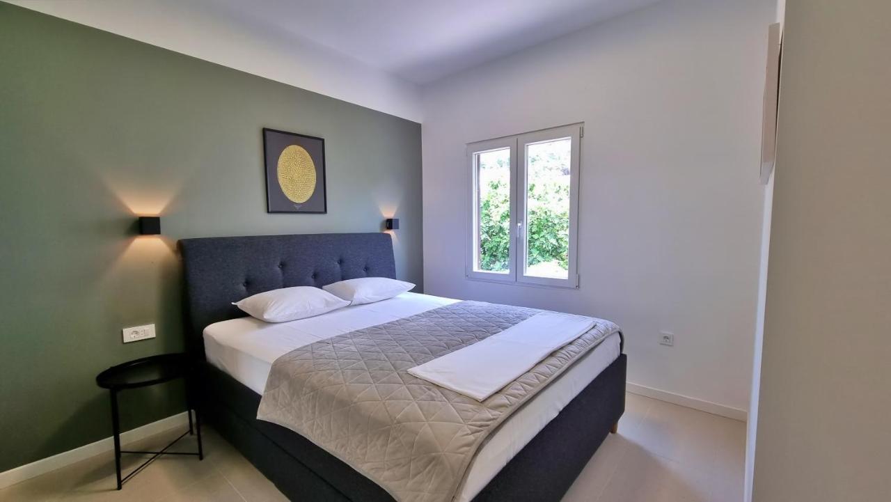 Apartment La Vie Omis Bagian luar foto